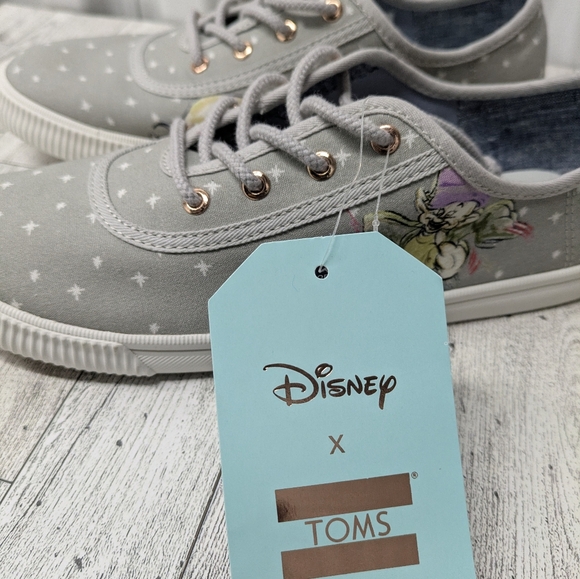 Toms Gray Star Pattern Flats with Disney Character Detail - Picture 3 of 10